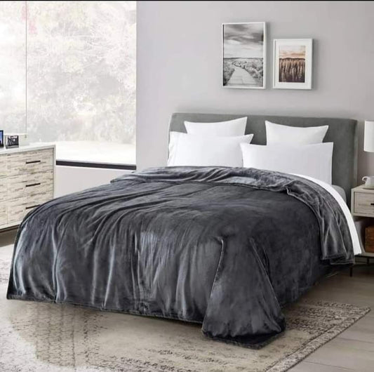 Fluzzy Solid Blanket - King - FSB03